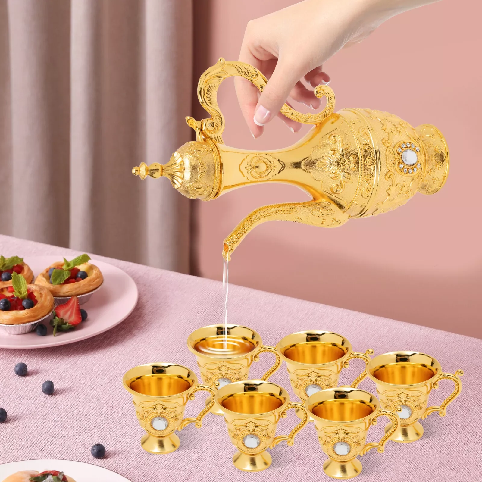 Creative European Turkish Tea  - Art Craft Restaurant 评论和价格