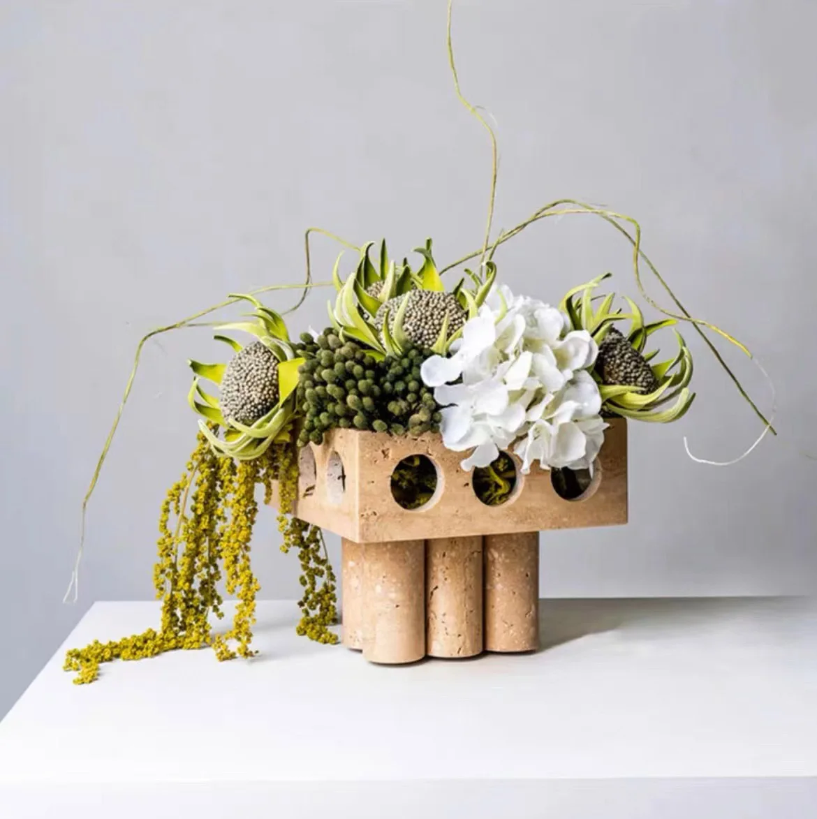 Resin Metal Decorative Candle  - Art Craft Restaurant 评论和价格